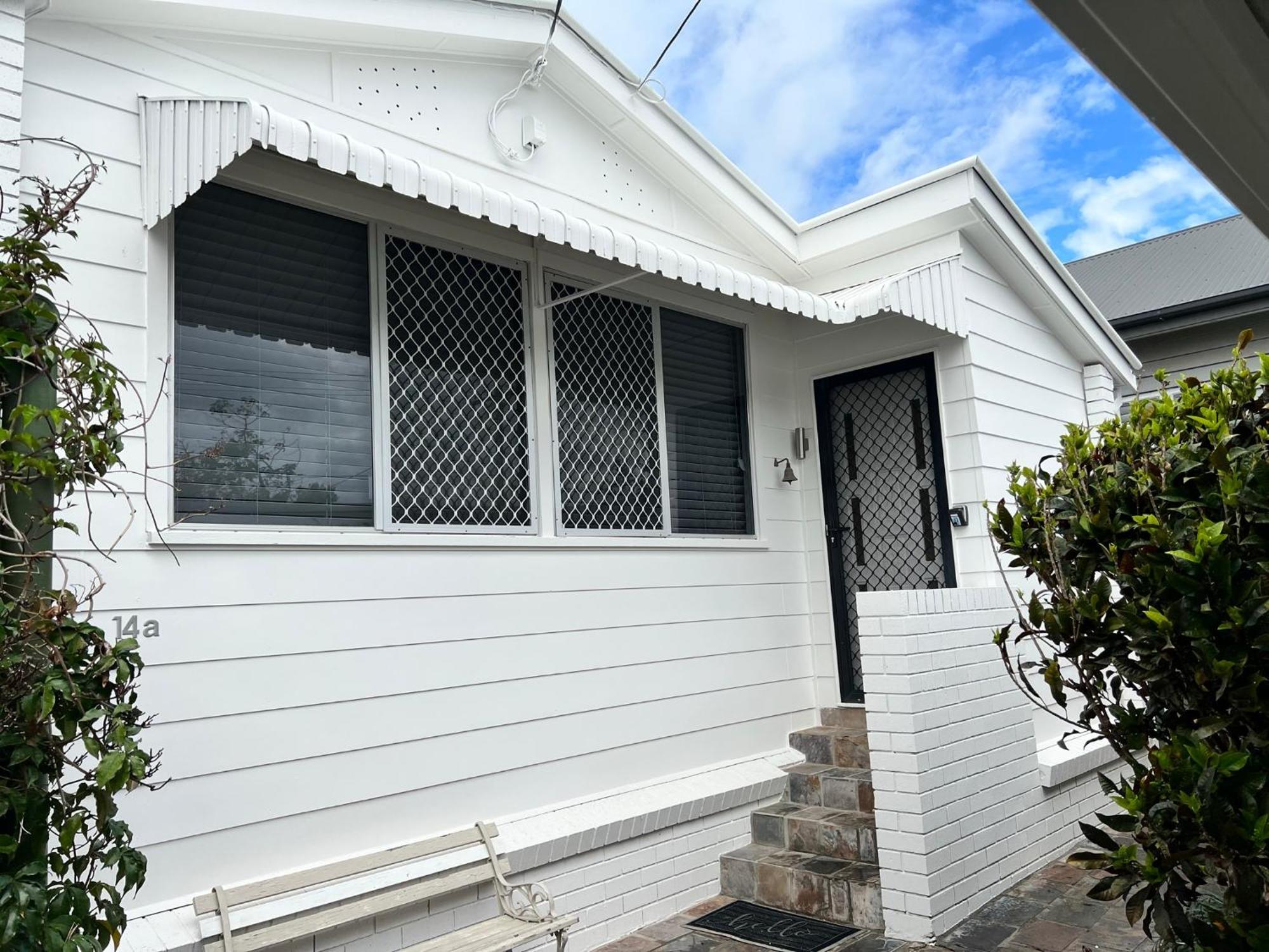 Comfortable Beach Home Scarborough Exterior photo